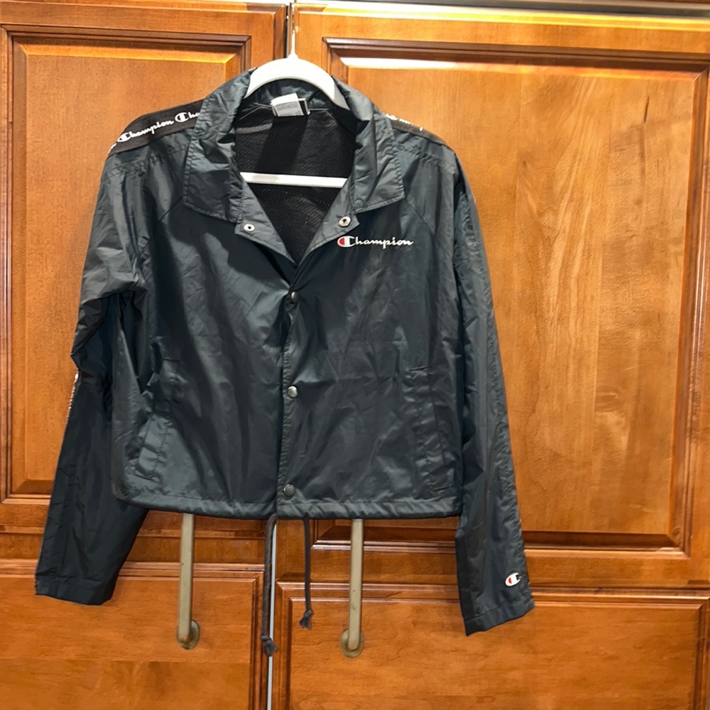 Champion cropped navy blue wind breaker